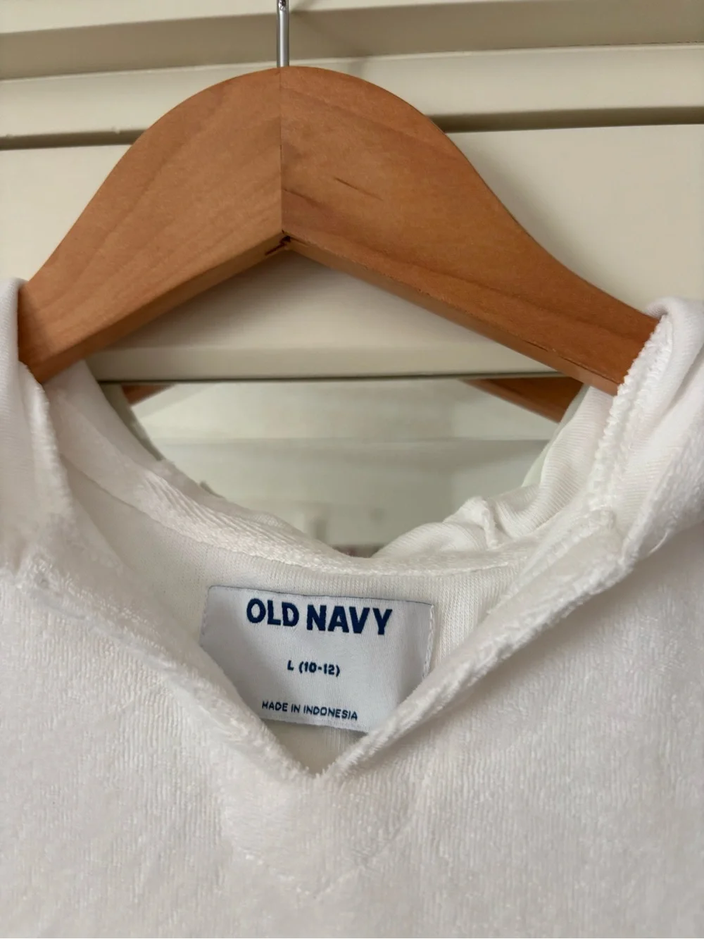 Old Navy white coverup for kids